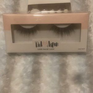 Red Aspen Luxe Eyelashes